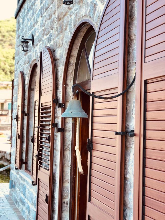 Eco Hotel Carrubba Donja Lastva Exterior foto